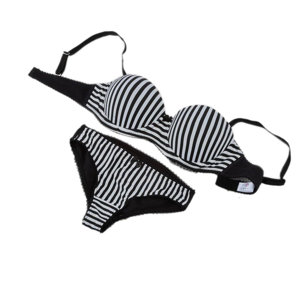 طقم حمالة صدر بوش اب بسلك وسروال داخلي - BR 5064